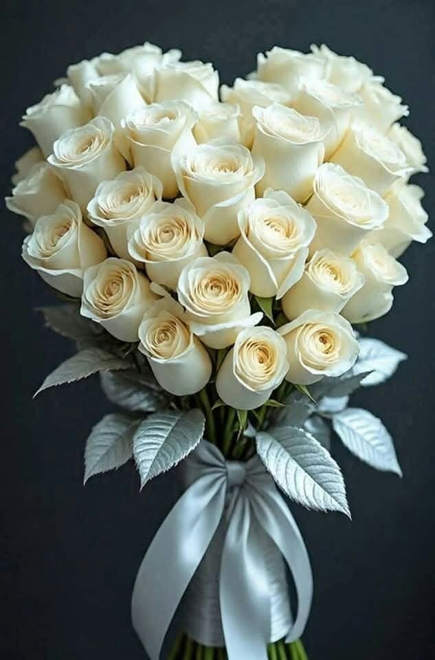White Rose Luxury Bouquet